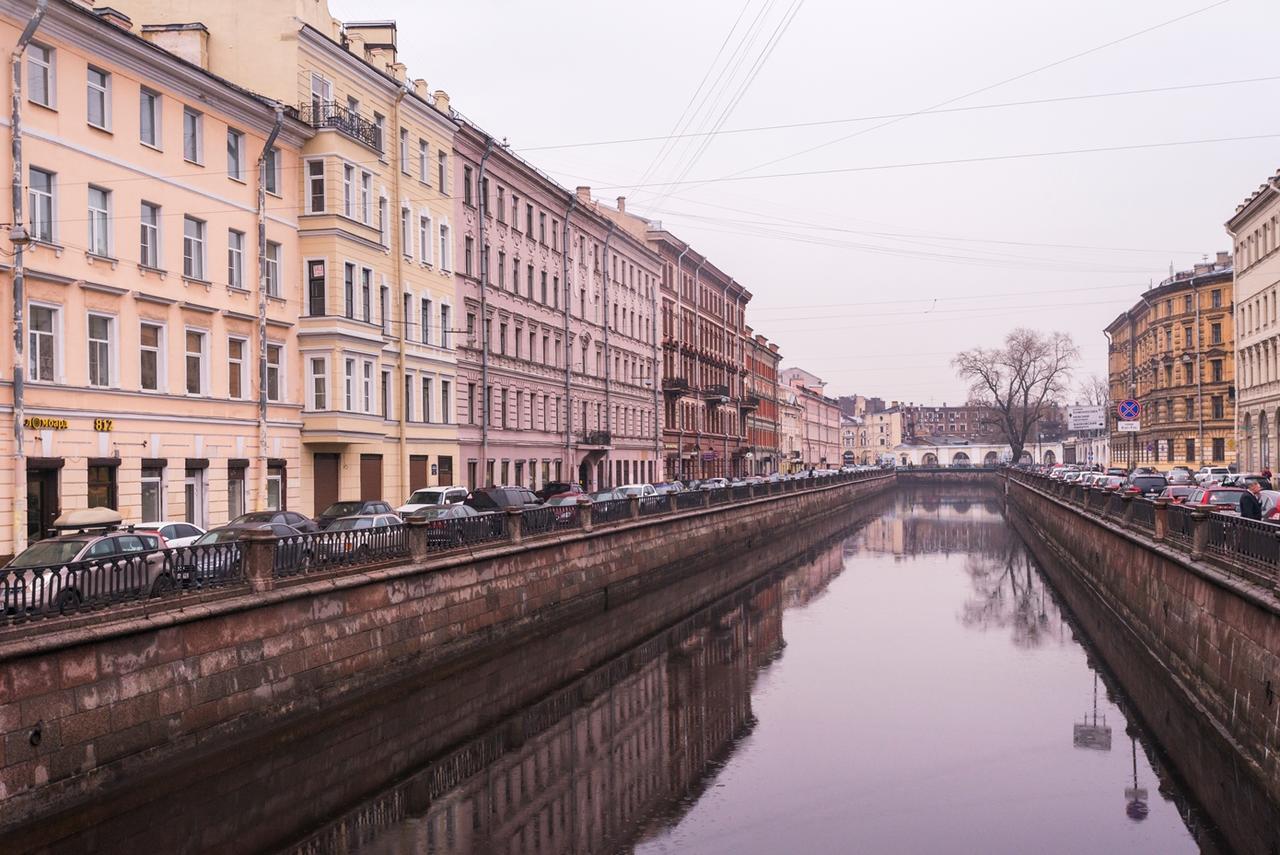 Itaglianskie Comnaty Pio Na Kanale Griboedova 35 Saint Petersburg Exterior photo